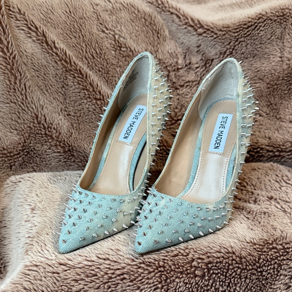Steve Madden Light Green Spiked Heels